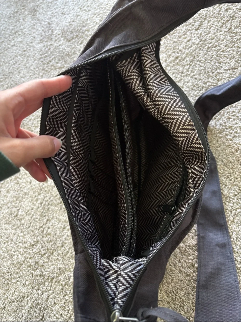 OGIO Brooklyn Crossbody Tablet Bag
